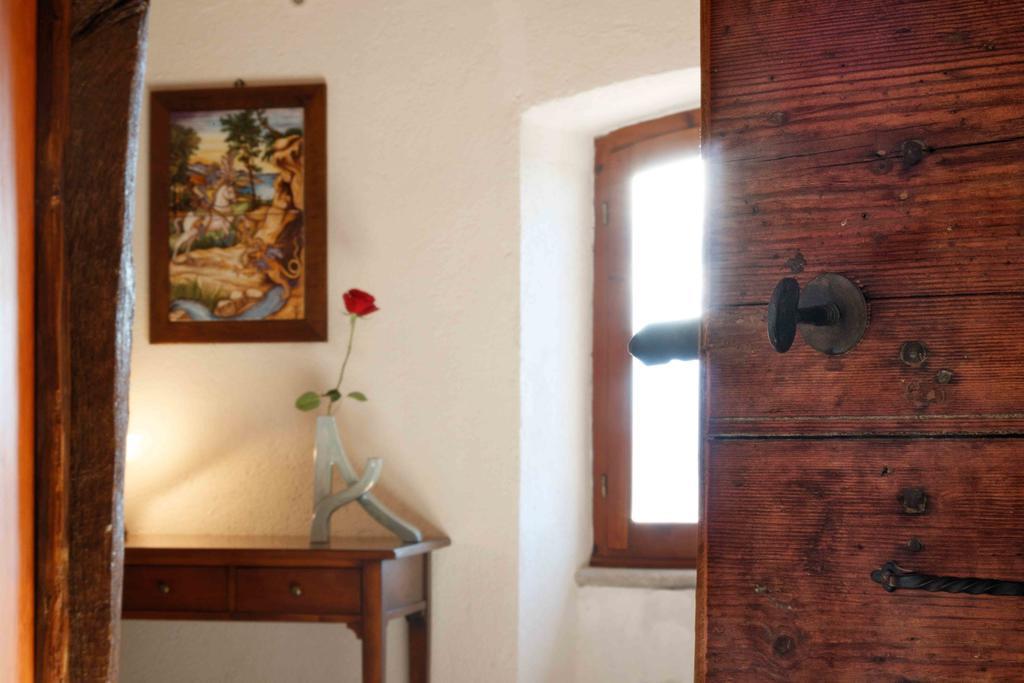 Relais Borgo Lizori Country House كامبيلو سول كليتونو المظهر الخارجي الصورة